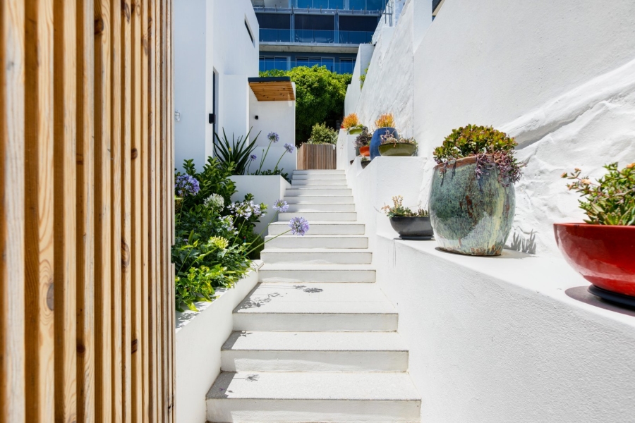 To Let 4 Bedroom Property for Rent in Bakoven Western Cape